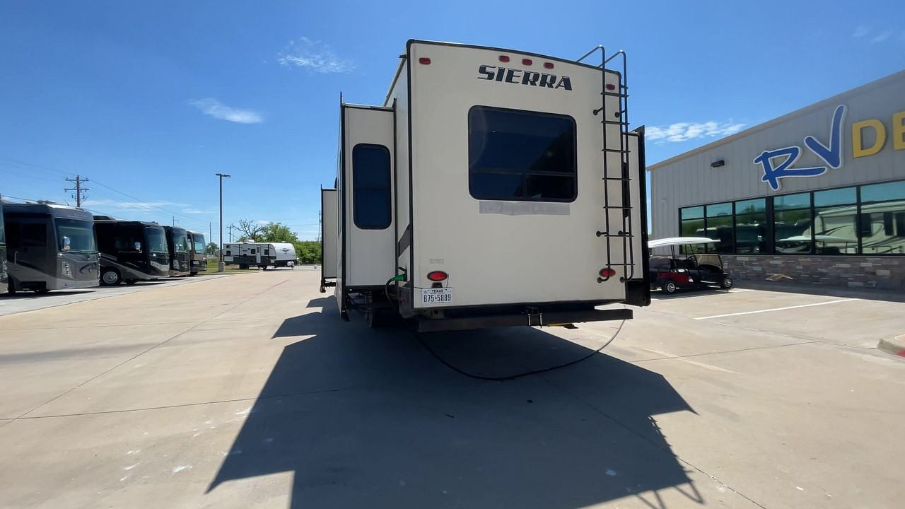 2017 FOREST RIVER SIERRA 371REBH