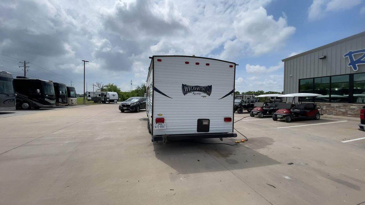 2016 WILDWOOD X-LITE 261BHXL