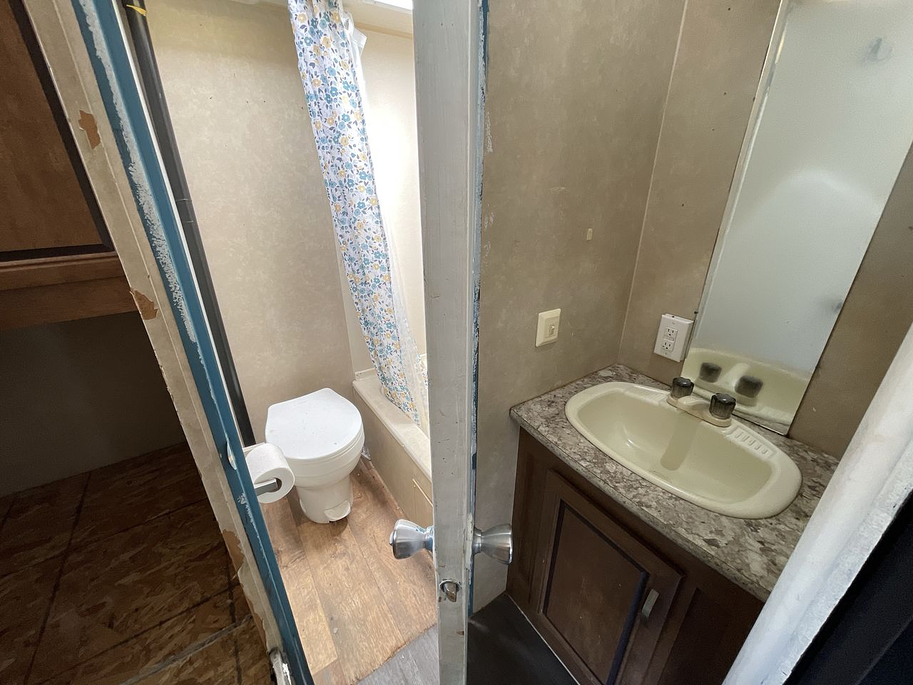 2016 WILDWOOD X-LITE 261BHXL