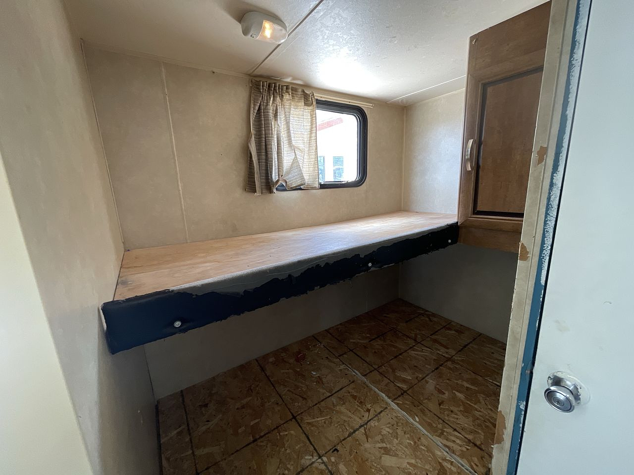 2016 WILDWOOD X-LITE 261BHXL