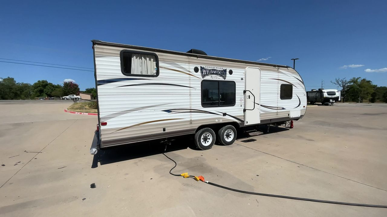 2016 WILDWOOD X-LITE 261BHXL