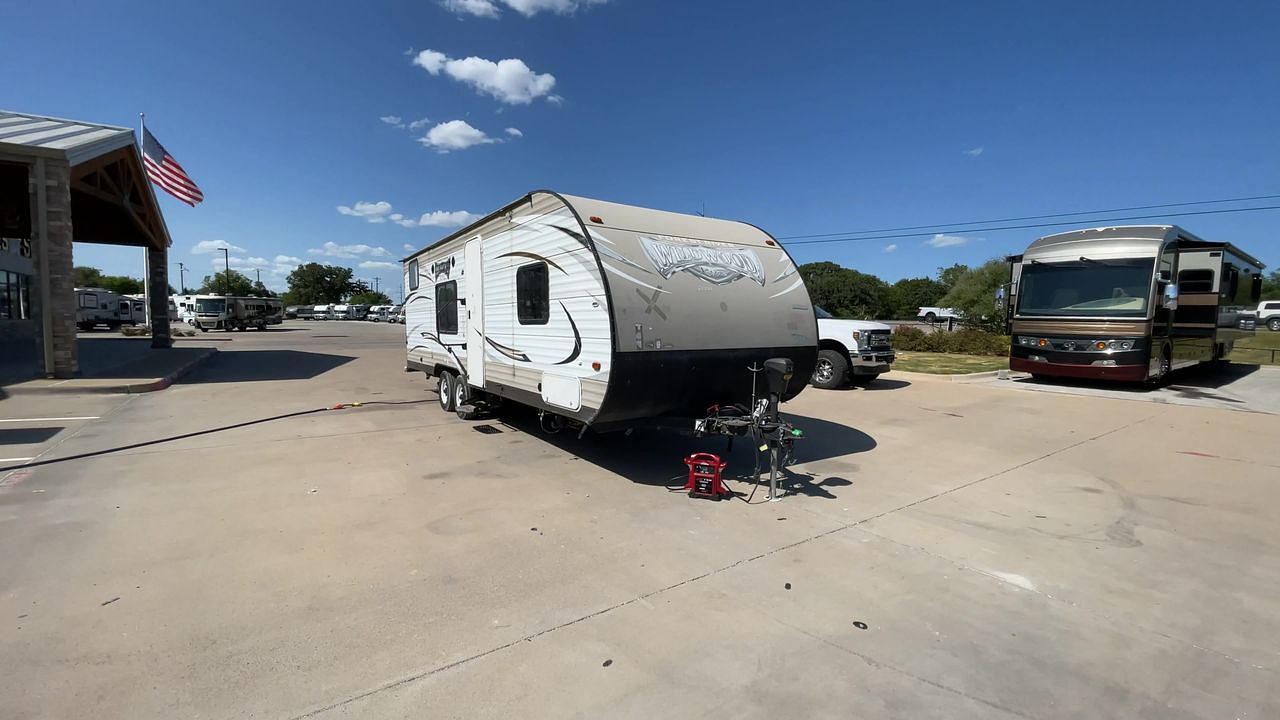 2016 WILDWOOD X-LITE 261BHXL