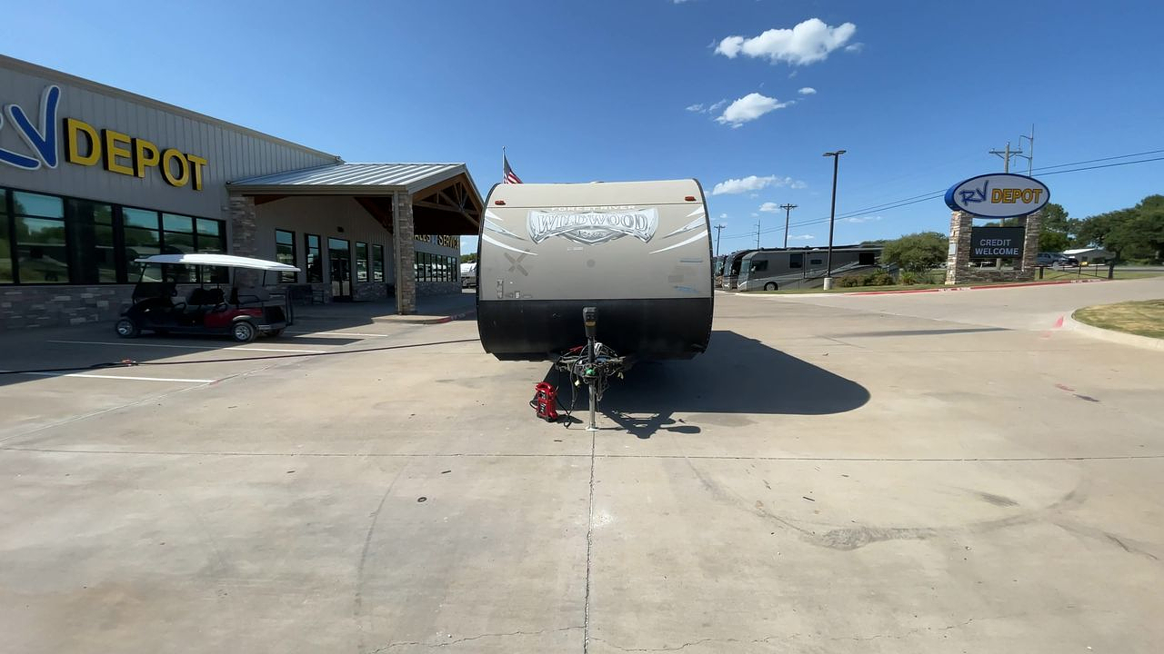 2016 WILDWOOD X-LITE 261BHXL
