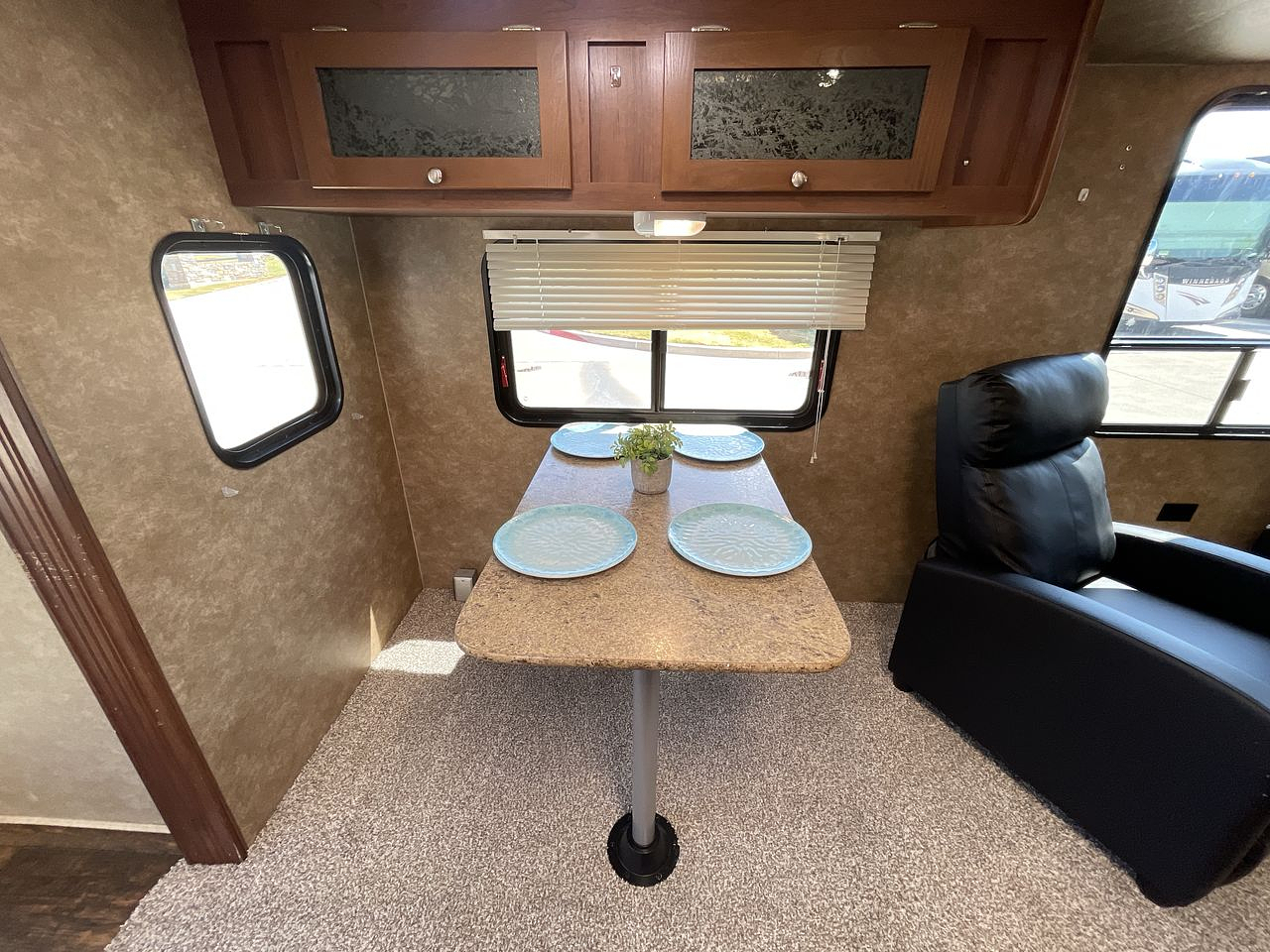 2015 CROSSROADS ZINGER Z1 291RL