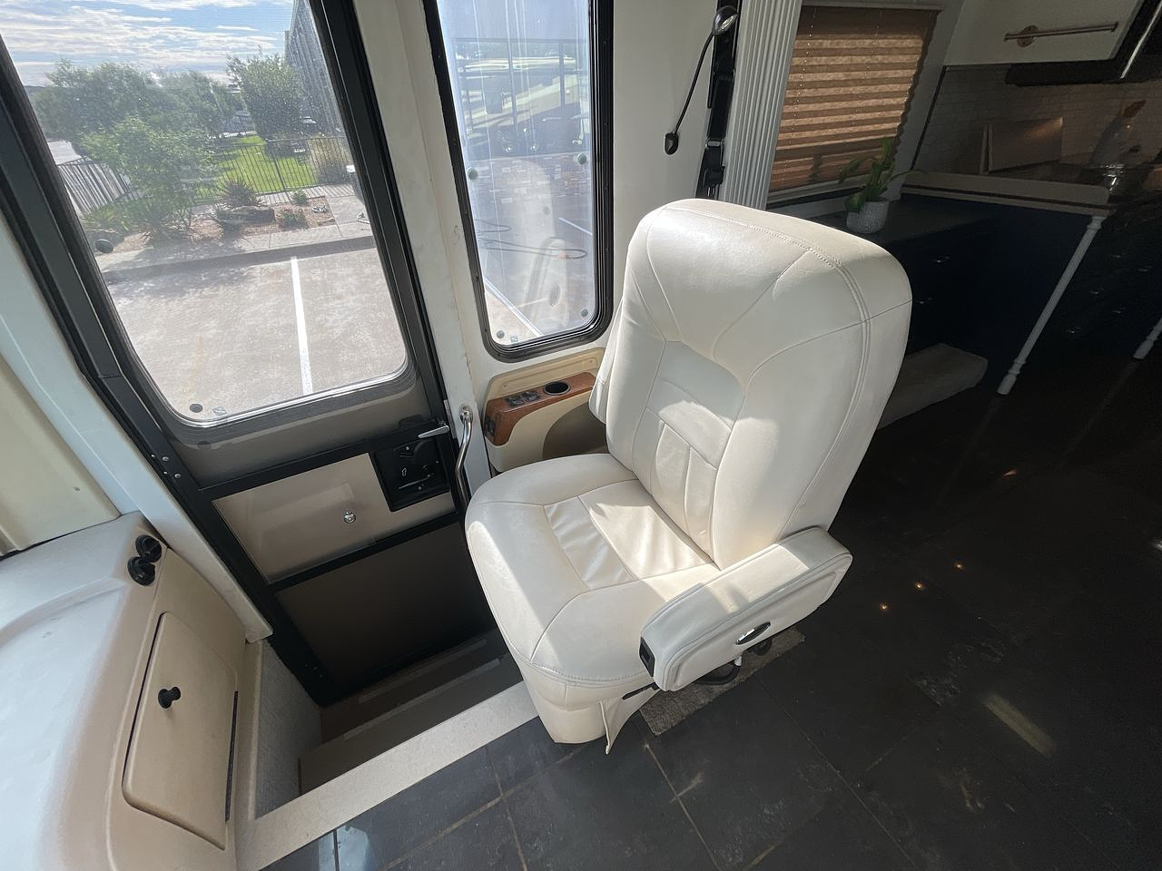 2008 NEWMAR DUTCH STAR 4307