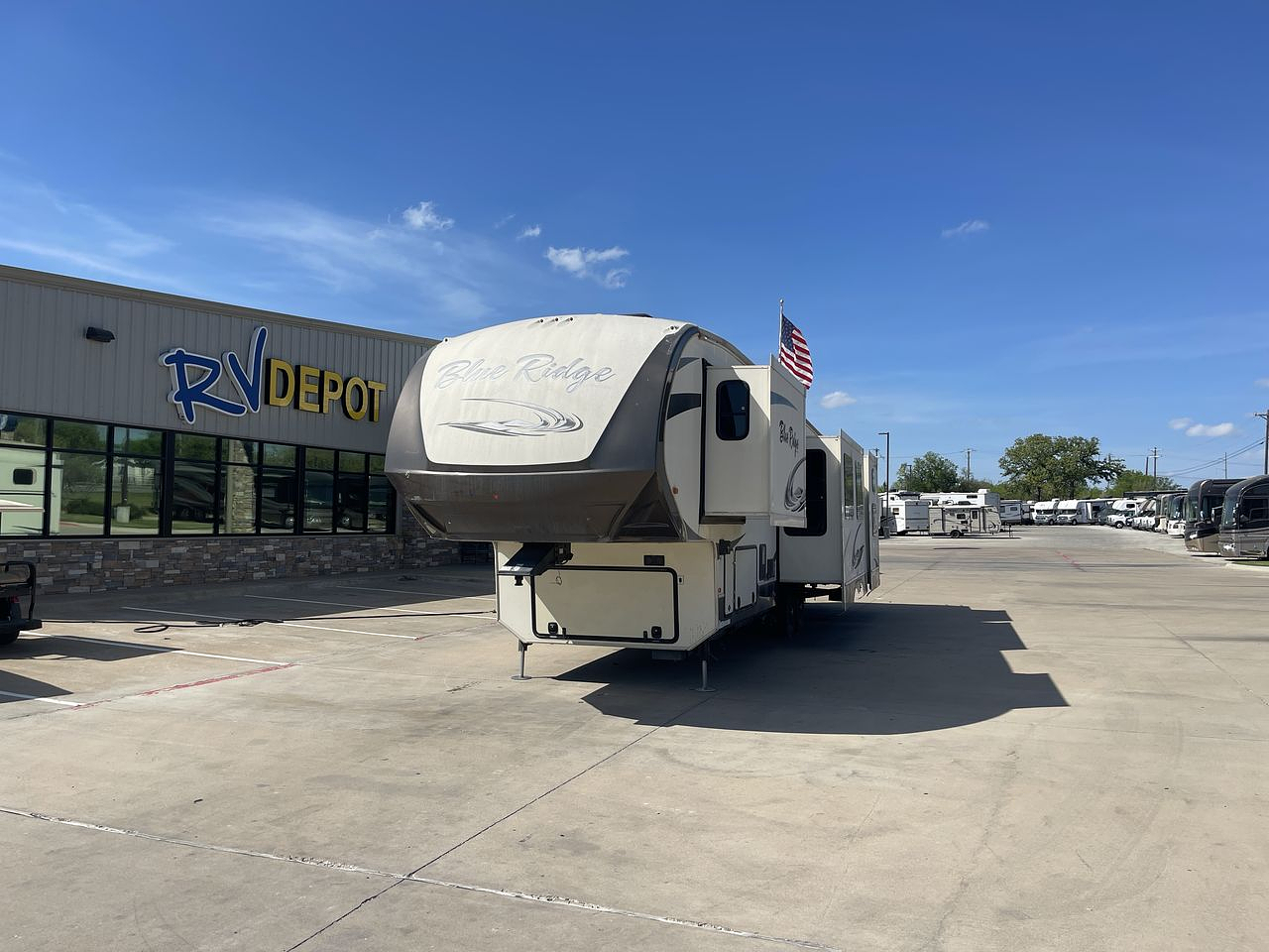 2016 FOREST RIVER BLUE RIDGE 3720BH