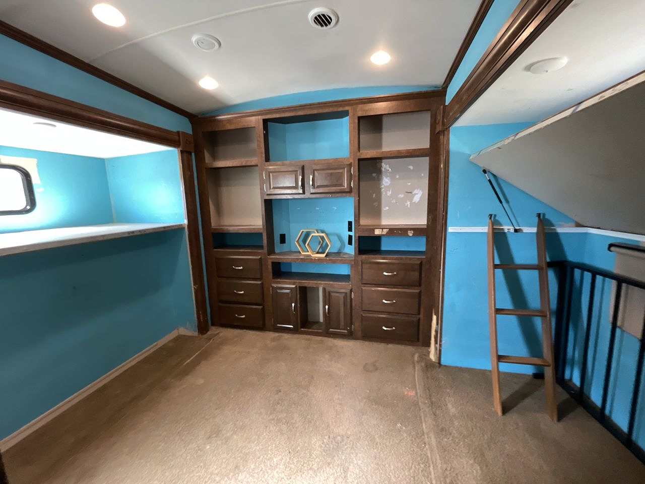 2016 FOREST RIVER BLUE RIDGE 3720BH