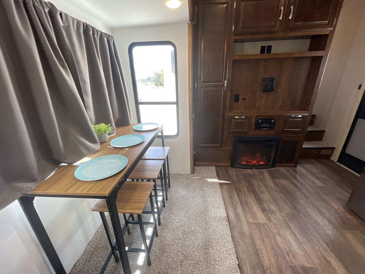 2016 FOREST RIVER BLUE RIDGE 3720BH