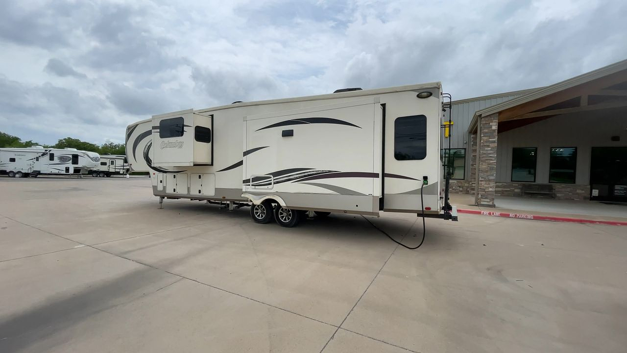 2018 FOREST RIVER COLUMBUS 383FB