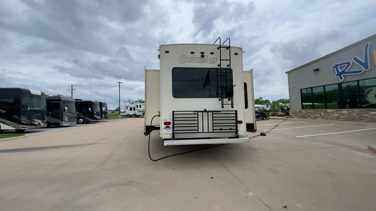 2018 FOREST RIVER COLUMBUS 383FB