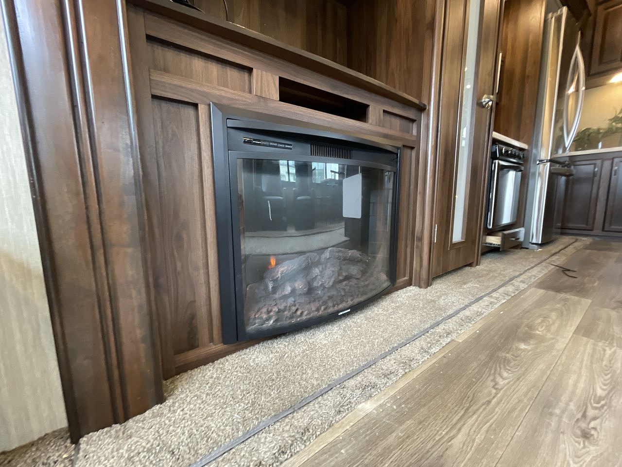 2018 FOREST RIVER COLUMBUS 383FB