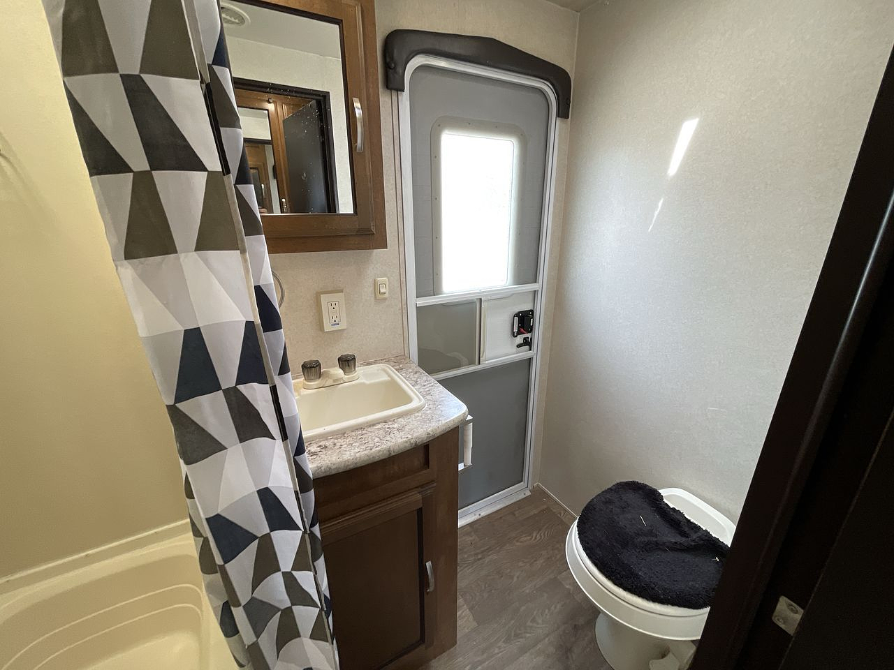 2018 FOREST RIVER SALEM 32BHDS