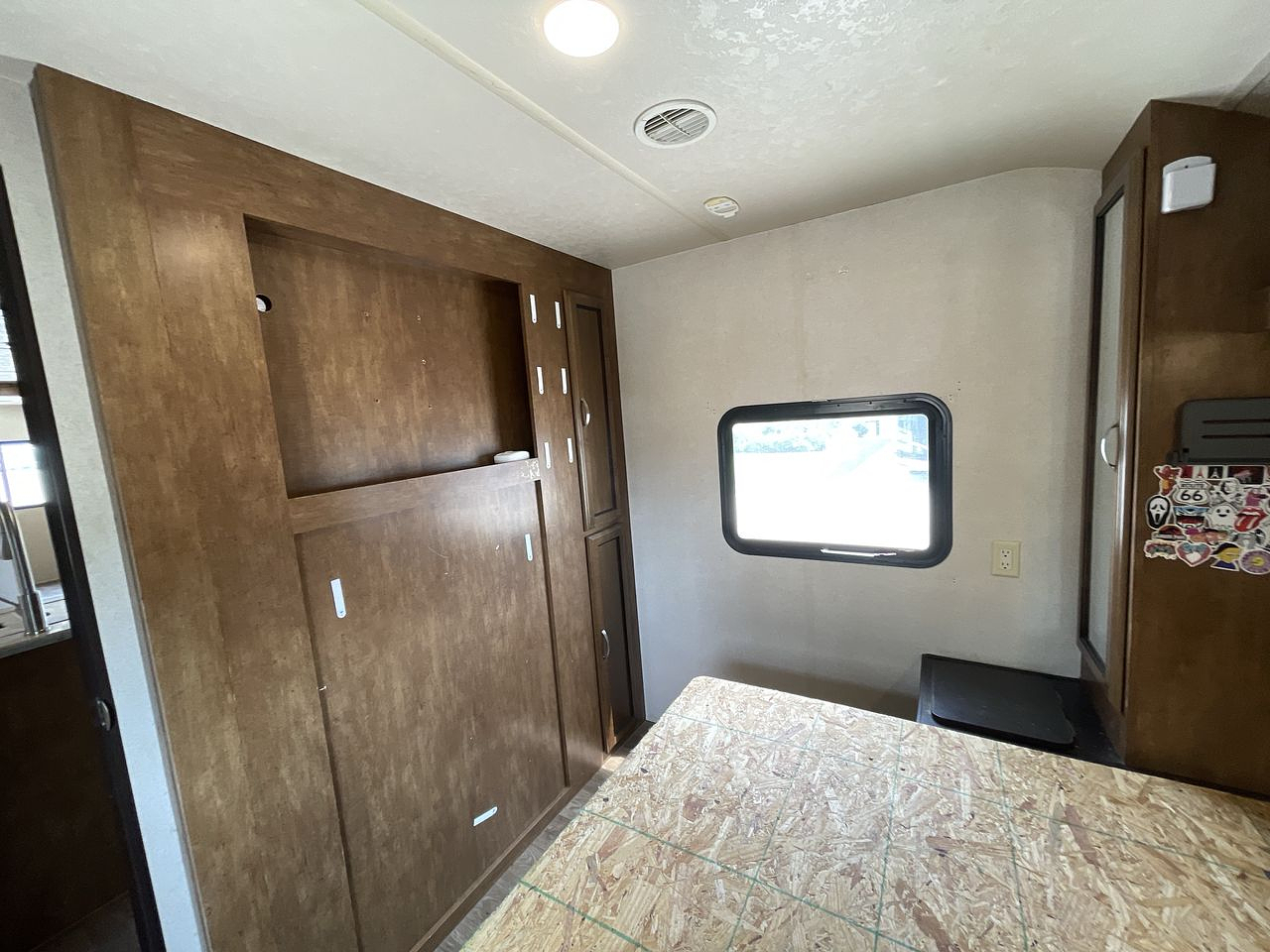 2018 FOREST RIVER SALEM 32BHDS