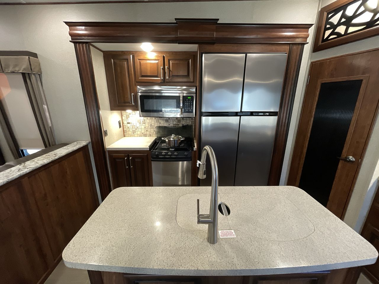 2018 KEYSTONE AVALANCHE 370RD