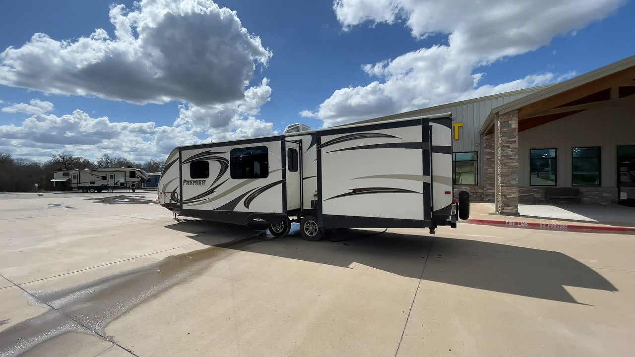 2014 BULLET PREMIER 31BHPR