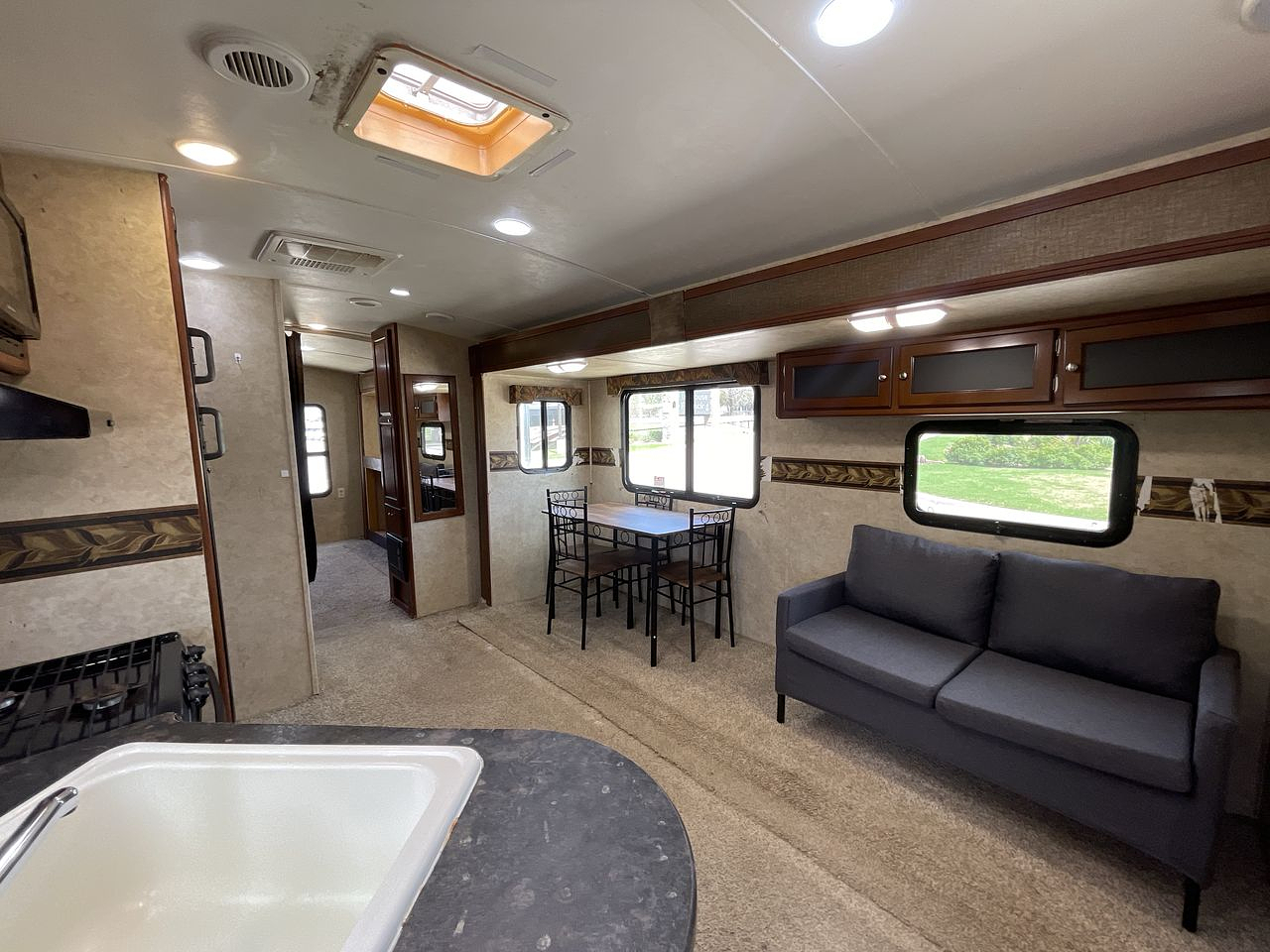 2014 BULLET PREMIER 31BHPR