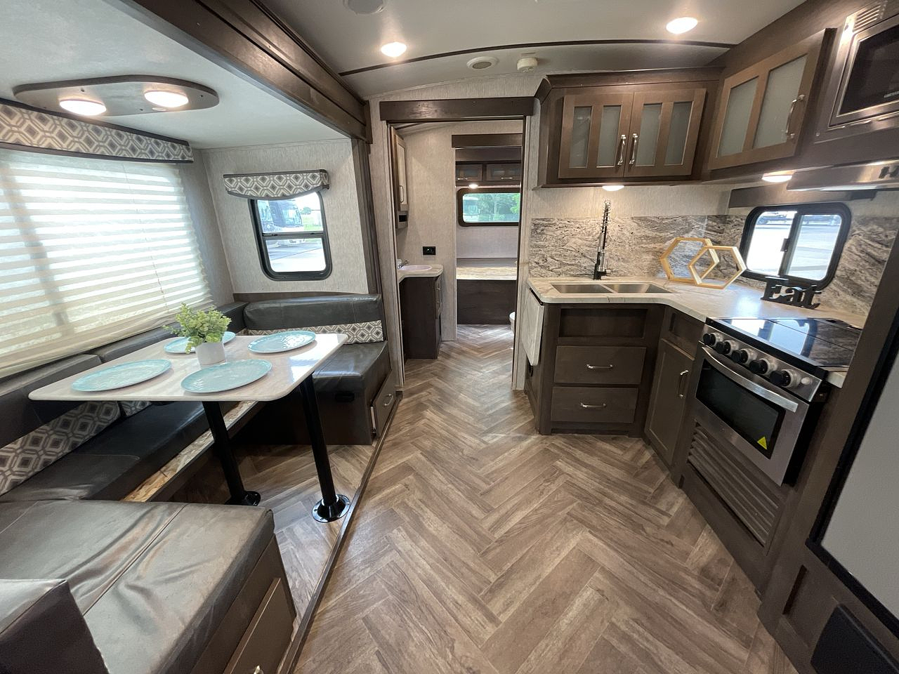 2021 KEYSTONE ASTORIA 3203BH