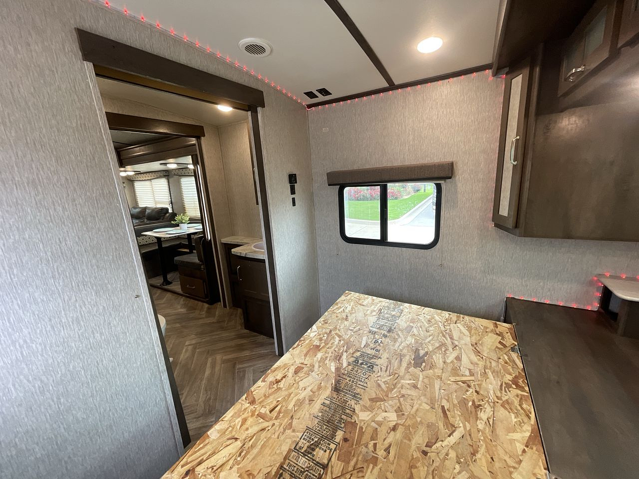 2021 KEYSTONE ASTORIA 3203BH