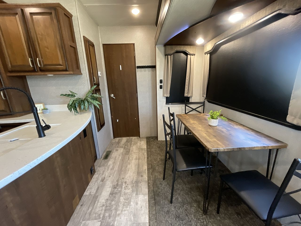 2018 HEARTLAND ELKRIDGE 38RSRT