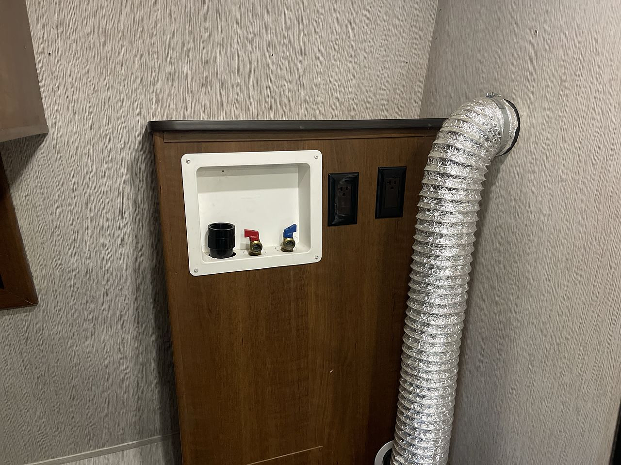 2018 HEARTLAND ELKRIDGE 38RSRT