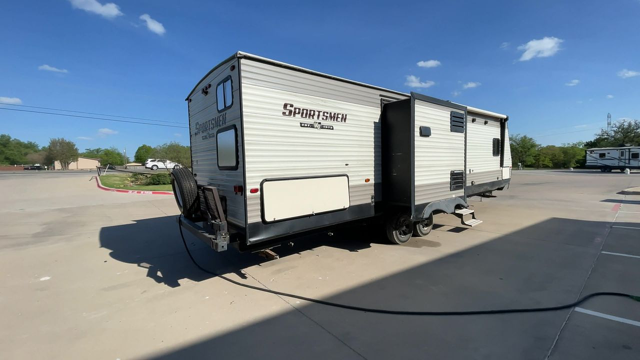 2018 SPORTSMEN 332BH
