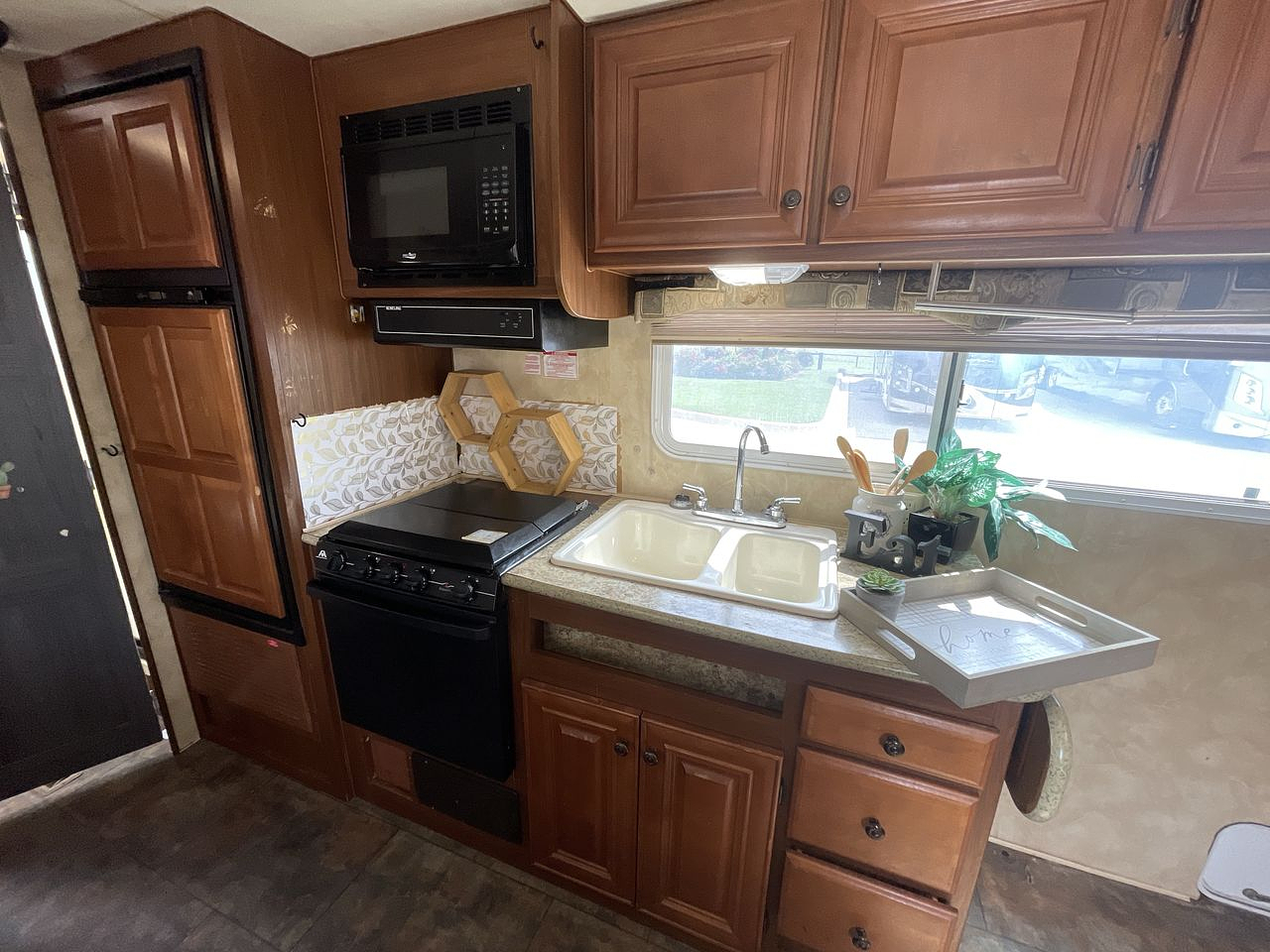 2012 NORTHWOOD ARCTIC FOX 22H