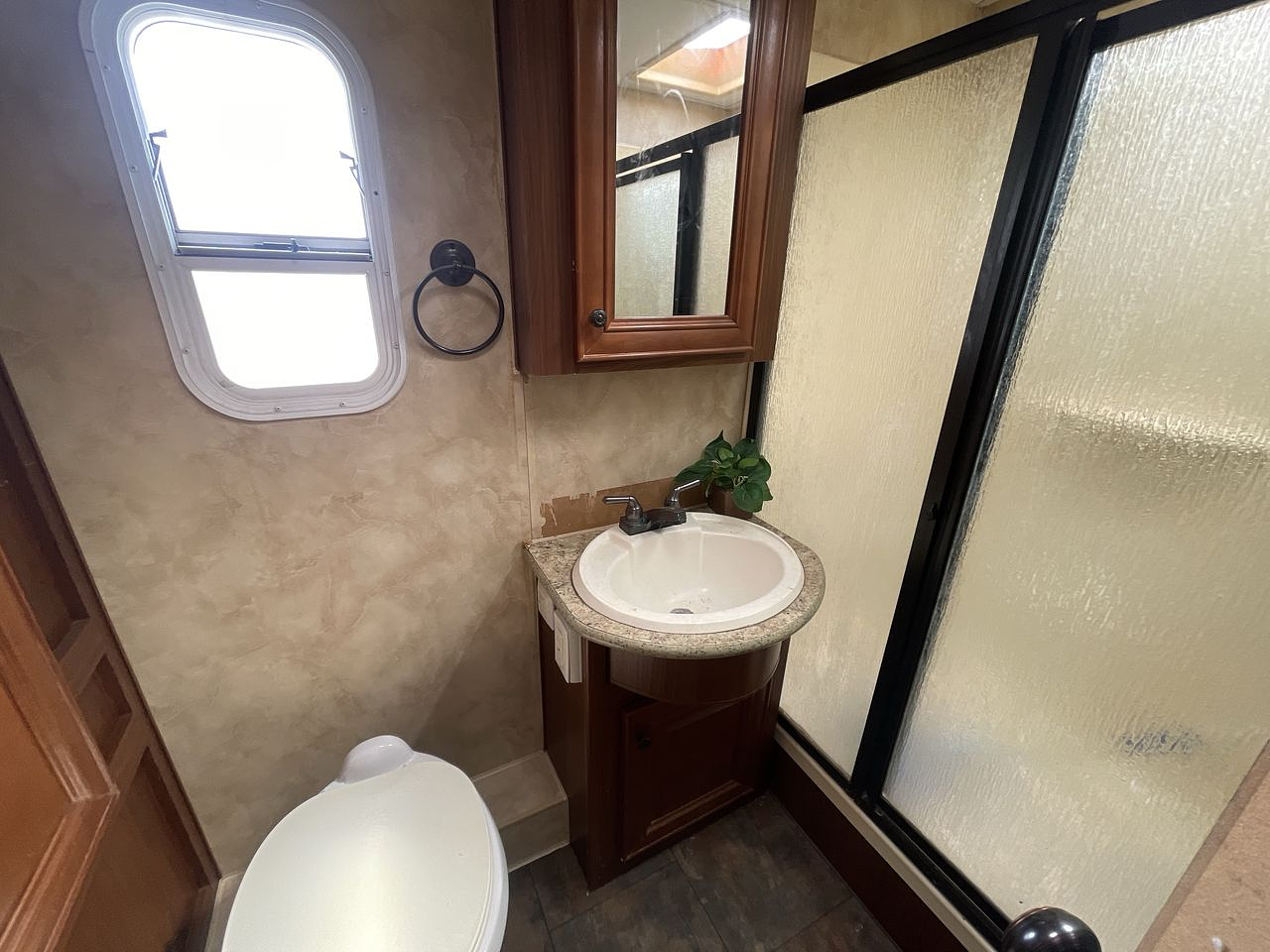 2012 NORTHWOOD ARCTIC FOX 22H