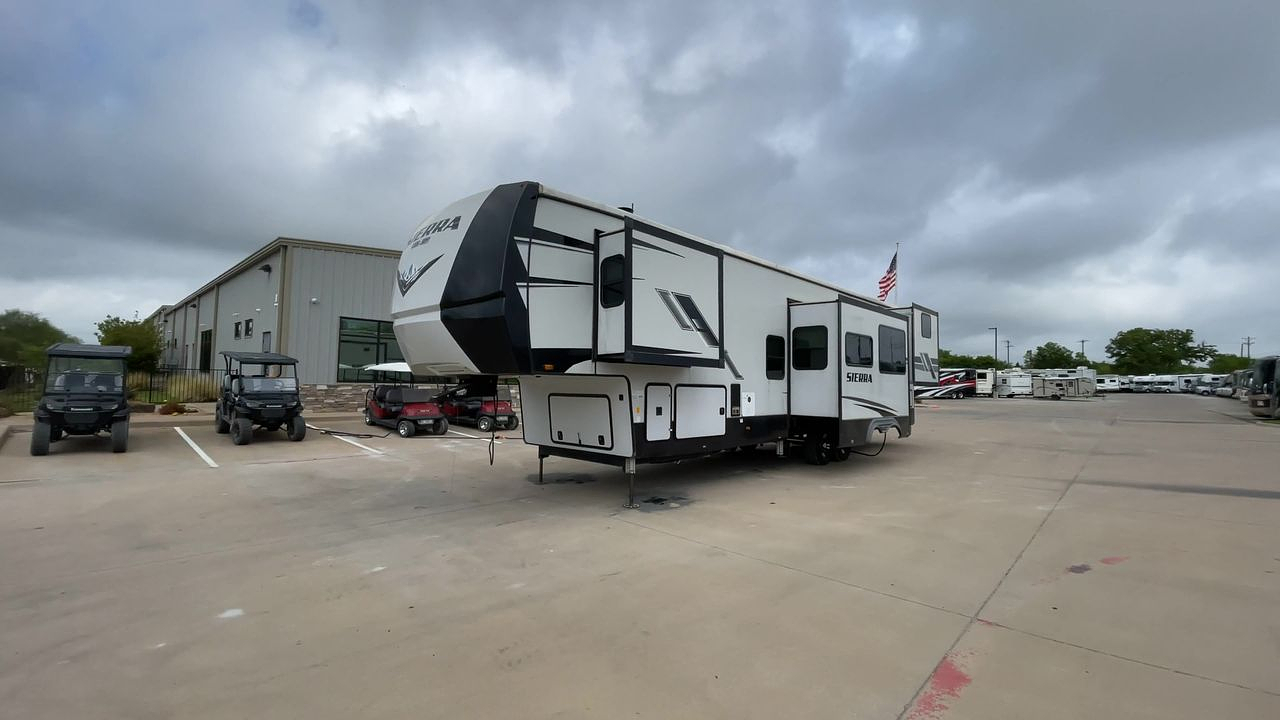 2023 FOREST RIVER SIERRA 388BHRD