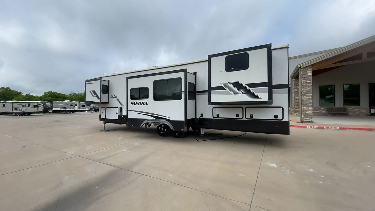 2023 FOREST RIVER SIERRA 388BHRD