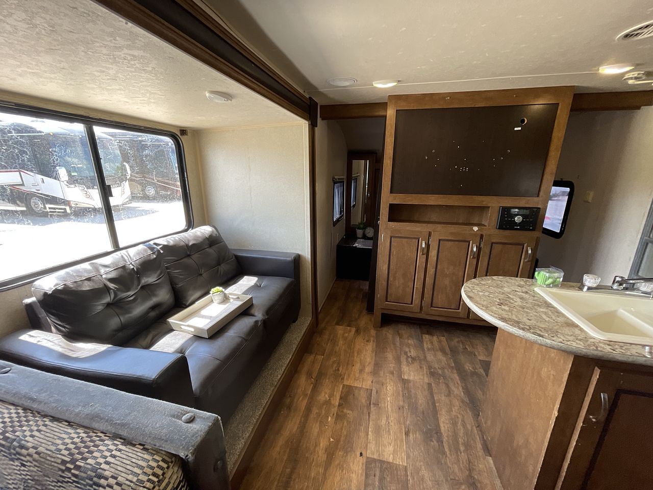 2017 FOREST RIVER WILDWOOD 273QBXL