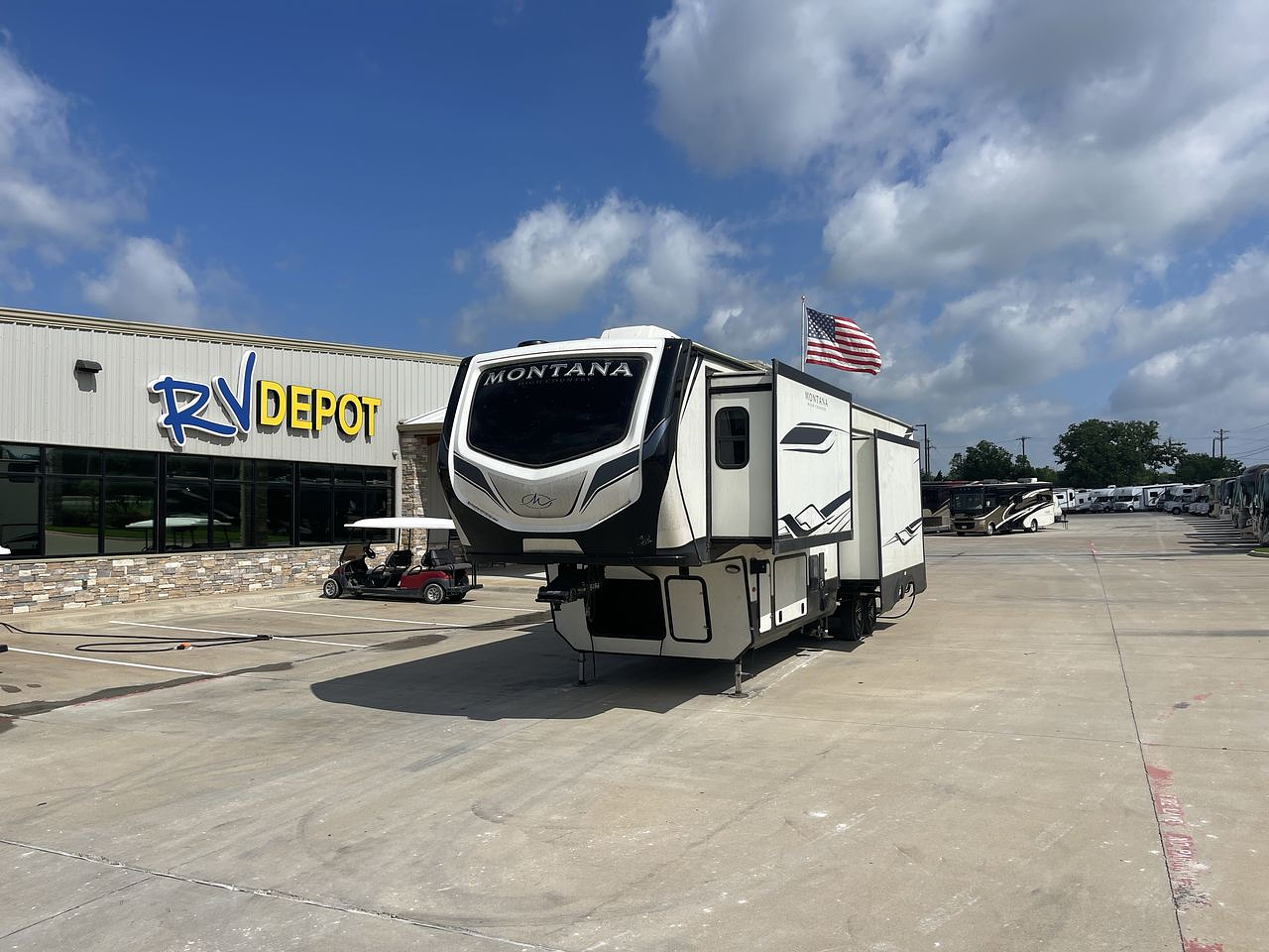 2022 KEYSTONE MONTANA 351BH