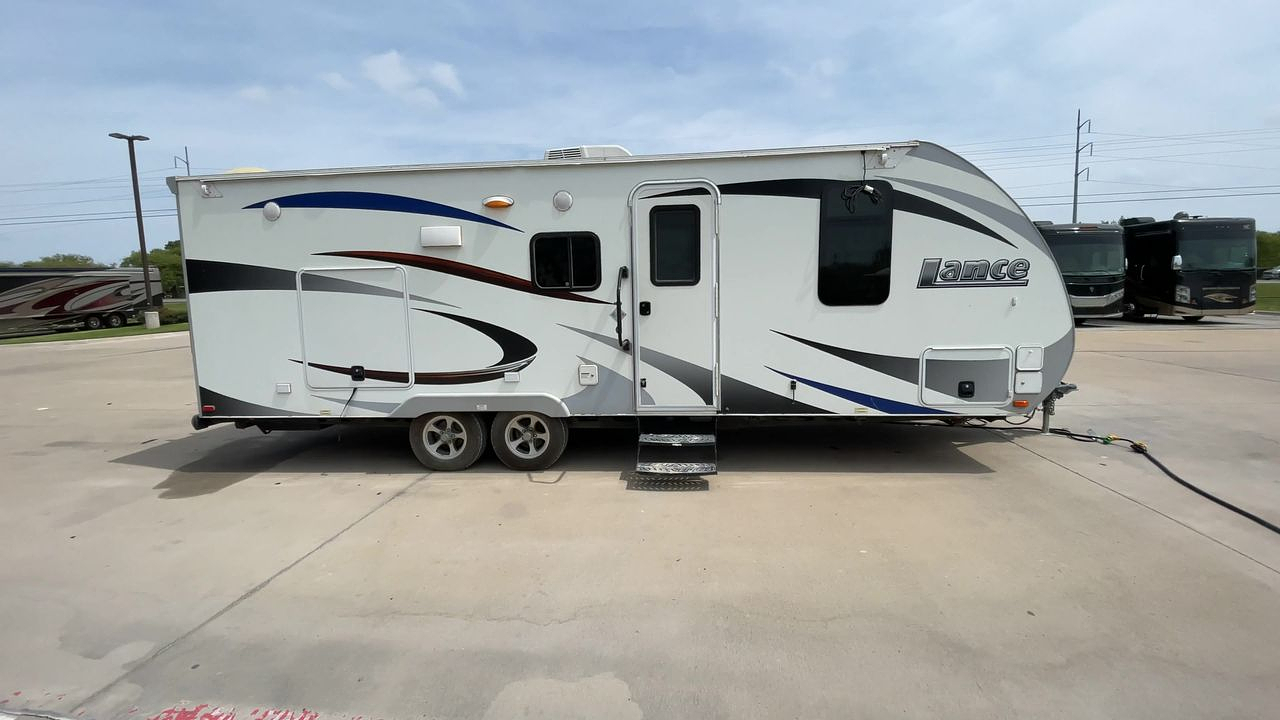 2016 LANCE CAMPER LANCE 2295