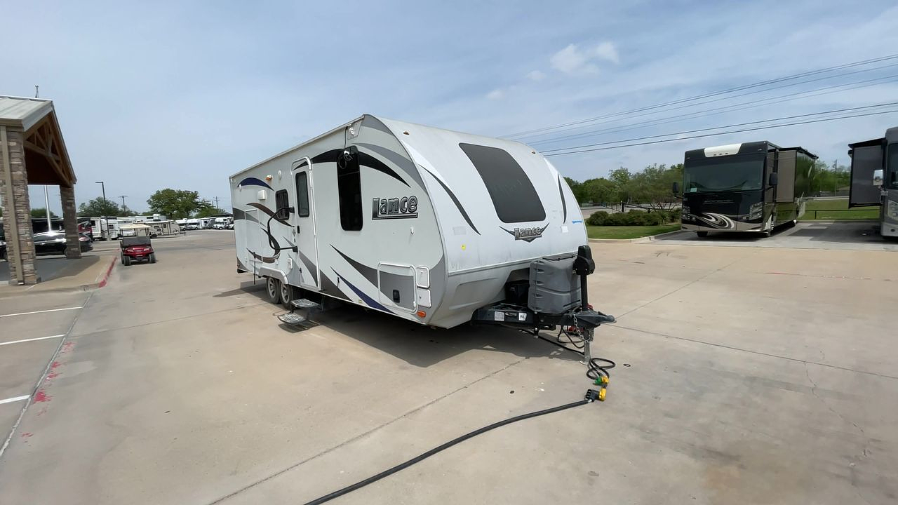 2016 LANCE CAMPER LANCE 2295