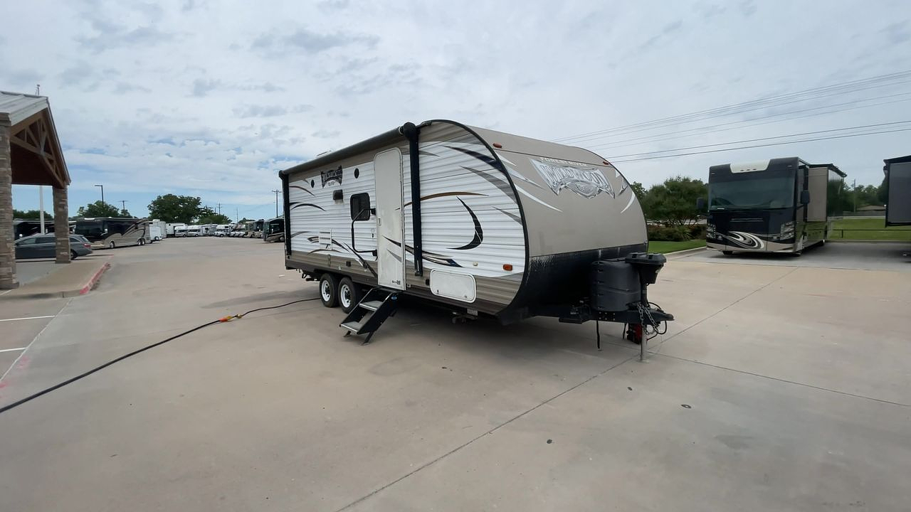 2017 FOREST RIVER WILDWOOD 230BHXL