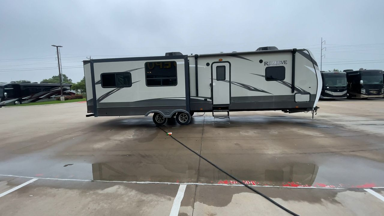 2016 CROSSROADS REZERVE 33RL