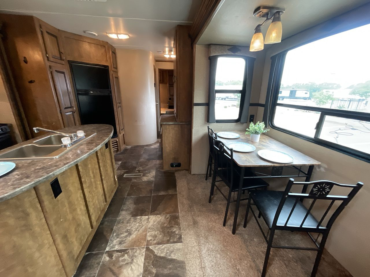 2016 CROSSROADS REZERVE 33RL