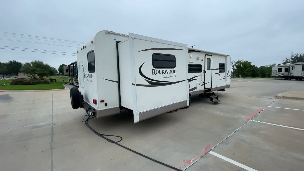 2011 FOREST RIV ROCKWOOD L