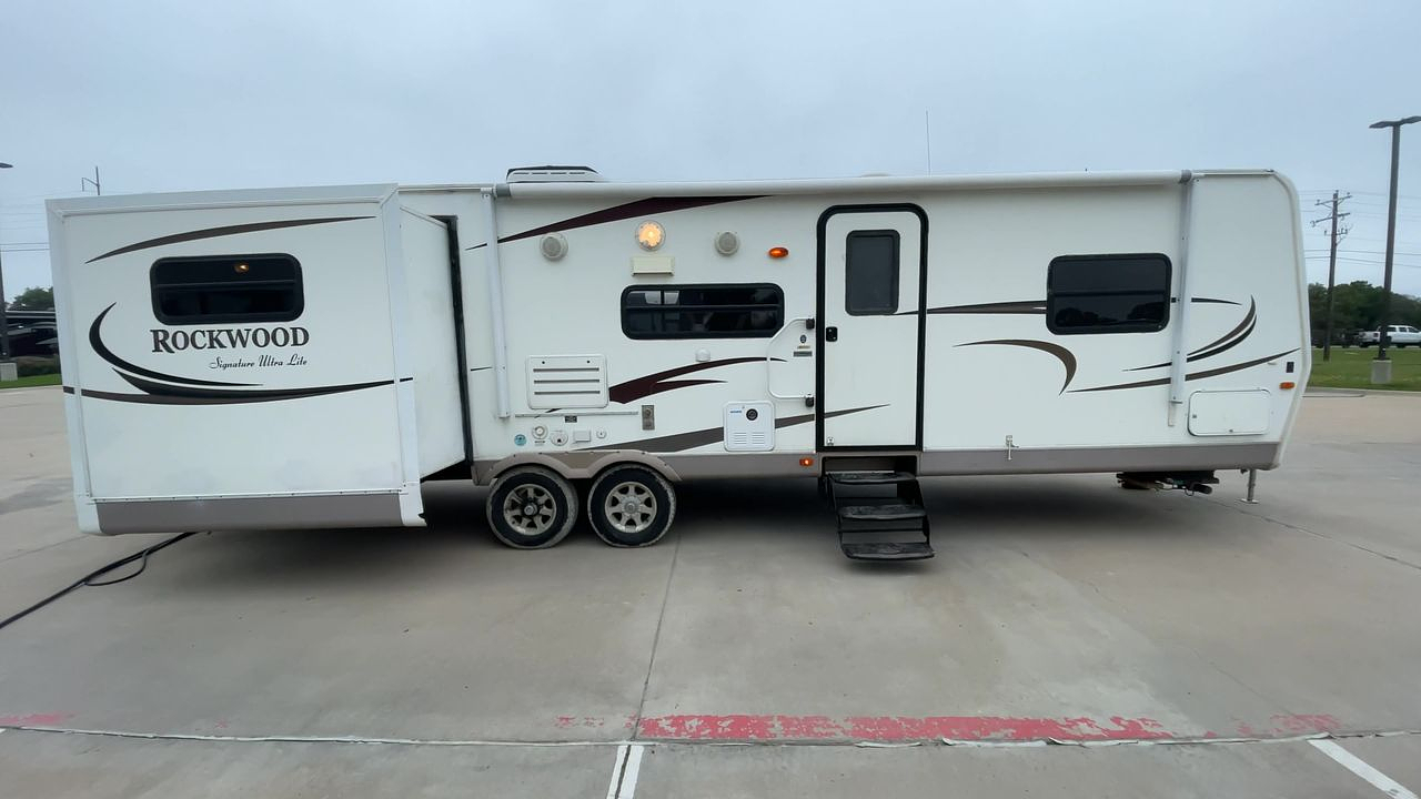 2011 FOREST RIV ROCKWOOD L