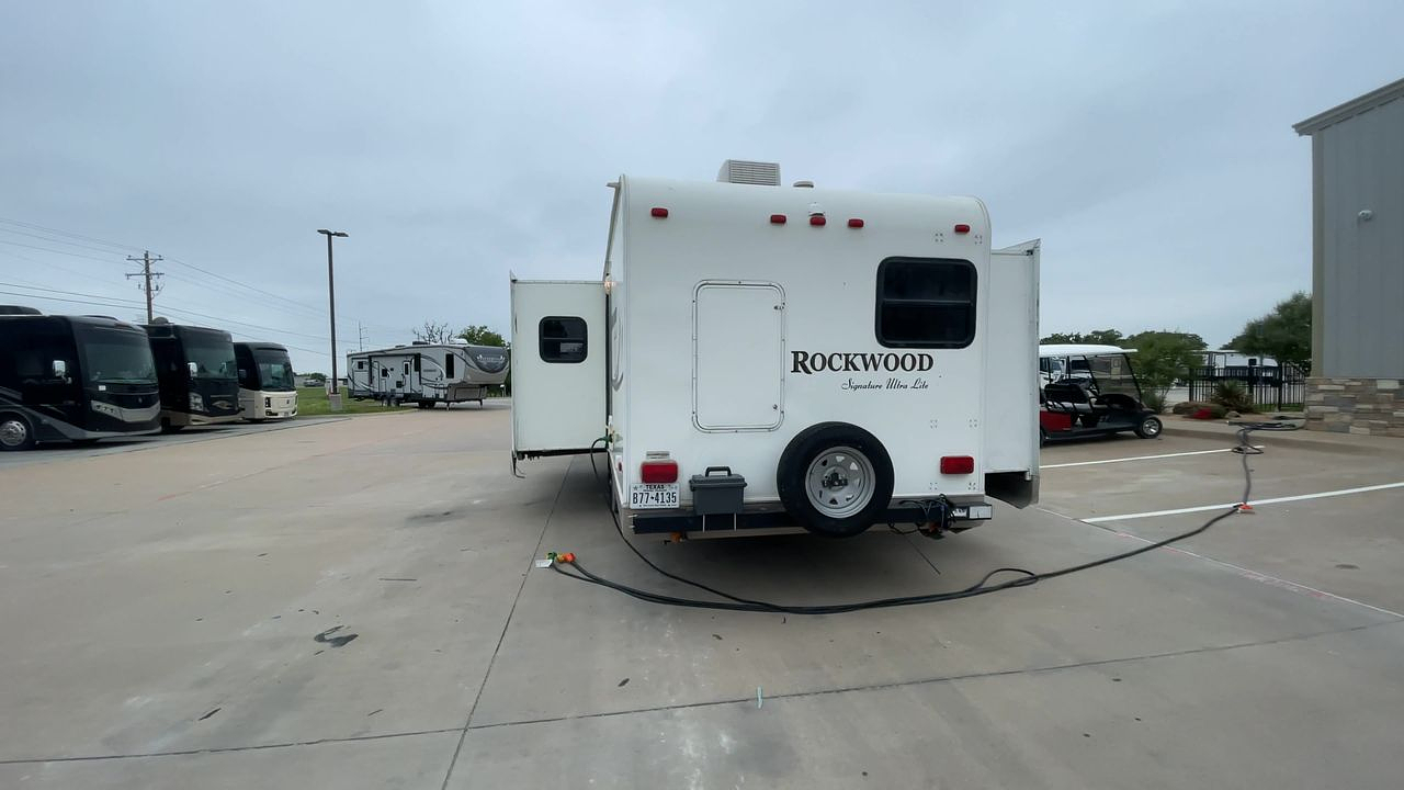 2011 FOREST RIV ROCKWOOD L