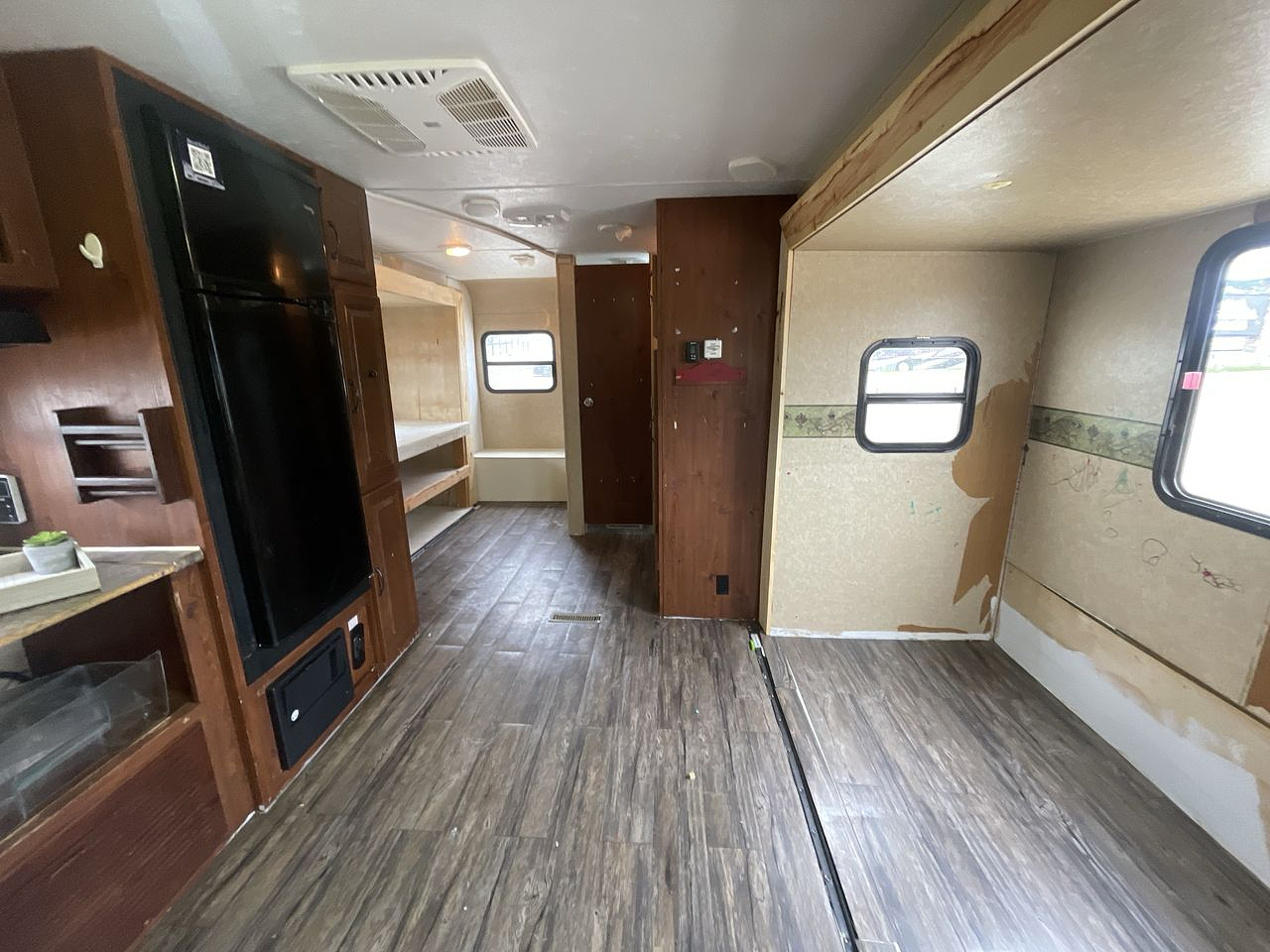 2011 FOREST RIV ROCKWOOD L