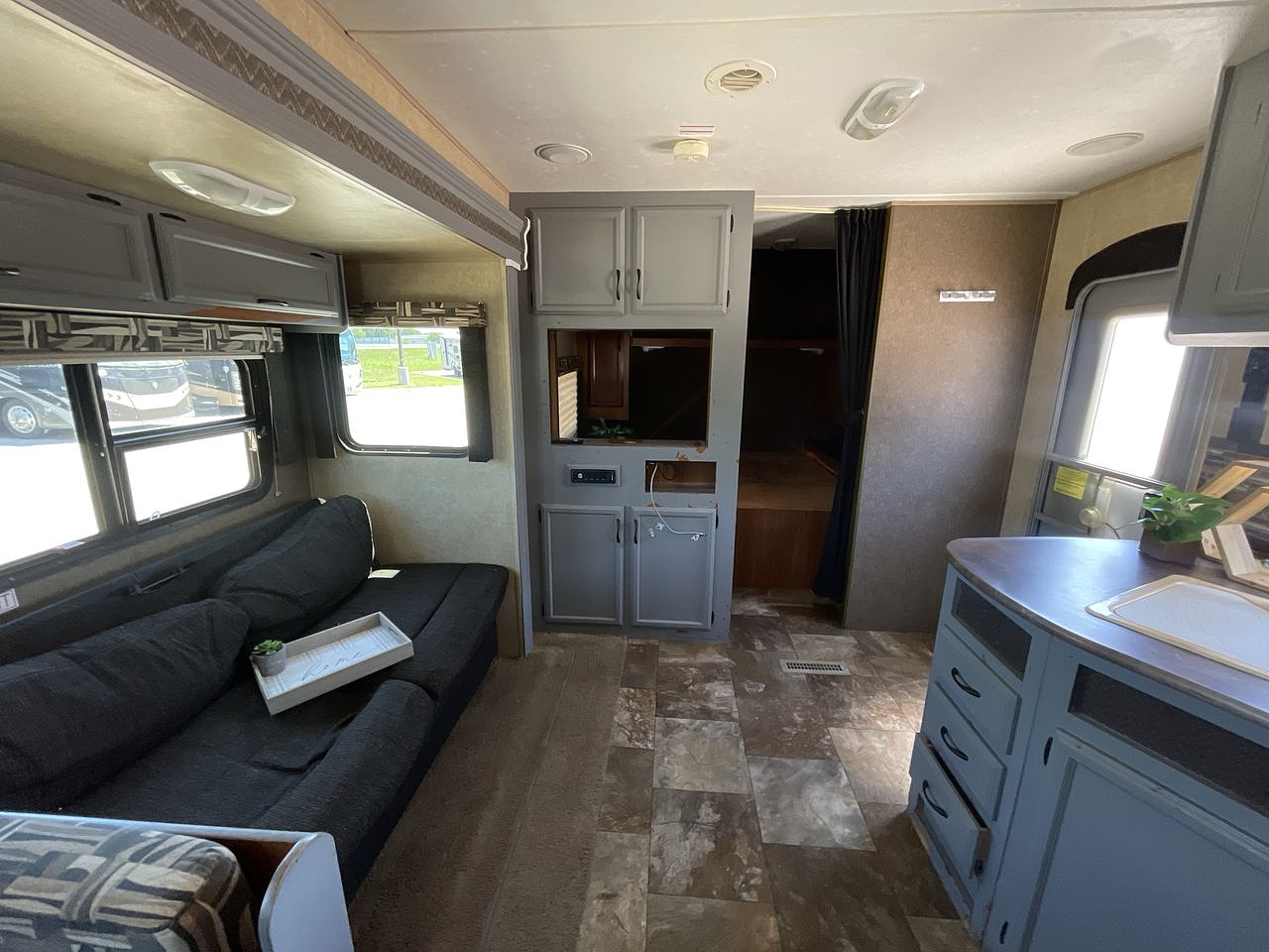 2015 AR-ONE MAXX 27BHS