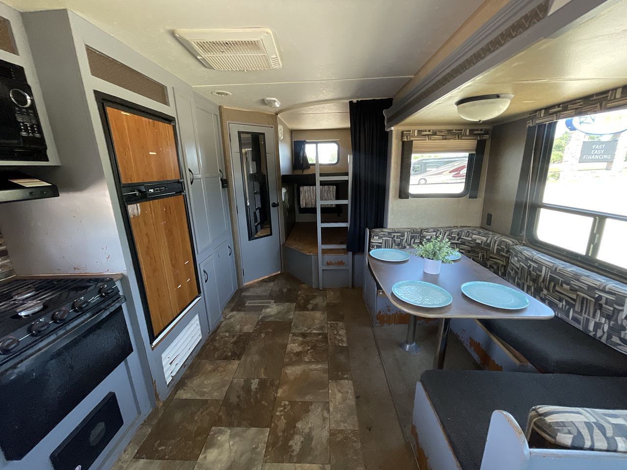 2015 AR-ONE MAXX 27BHS
