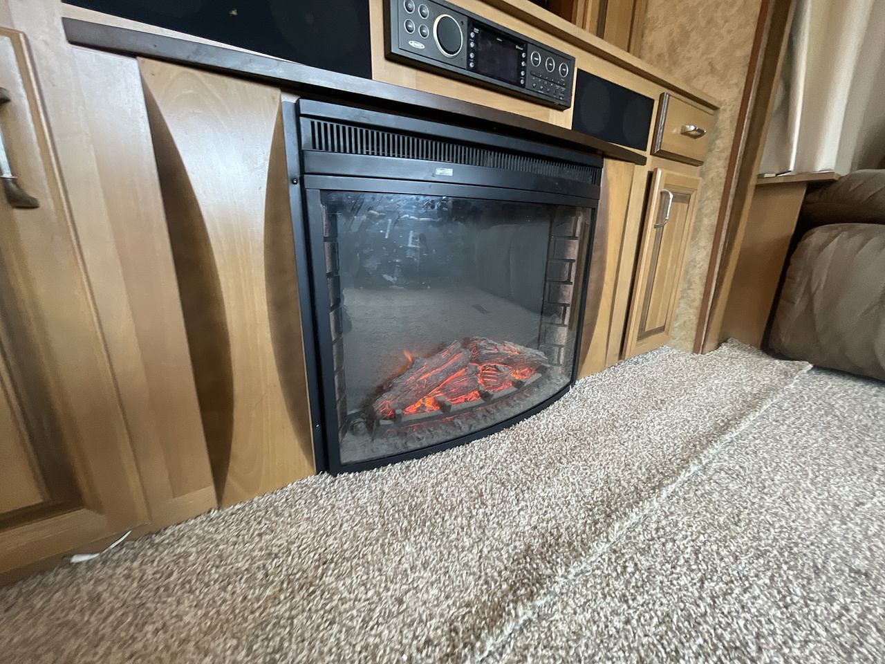 2015 FOREST RIVER CEDAR CREEK 40CCK