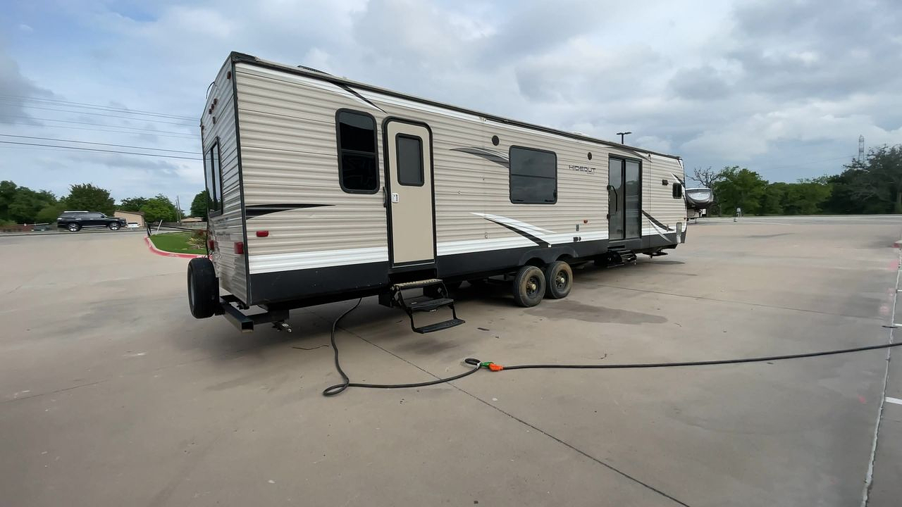 2019 HIDEOUT 38FKTS