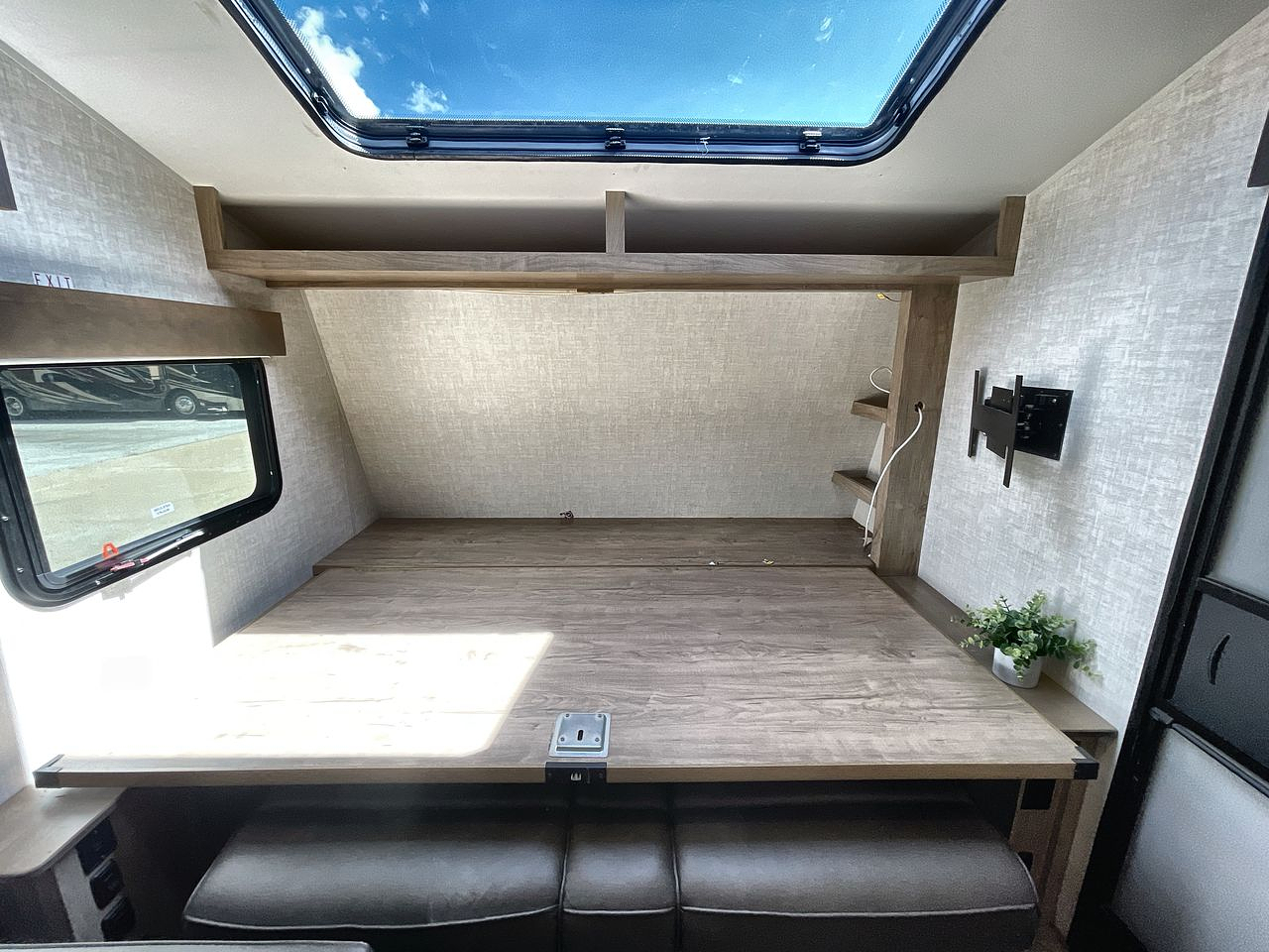 2022 EMBER 170MBH