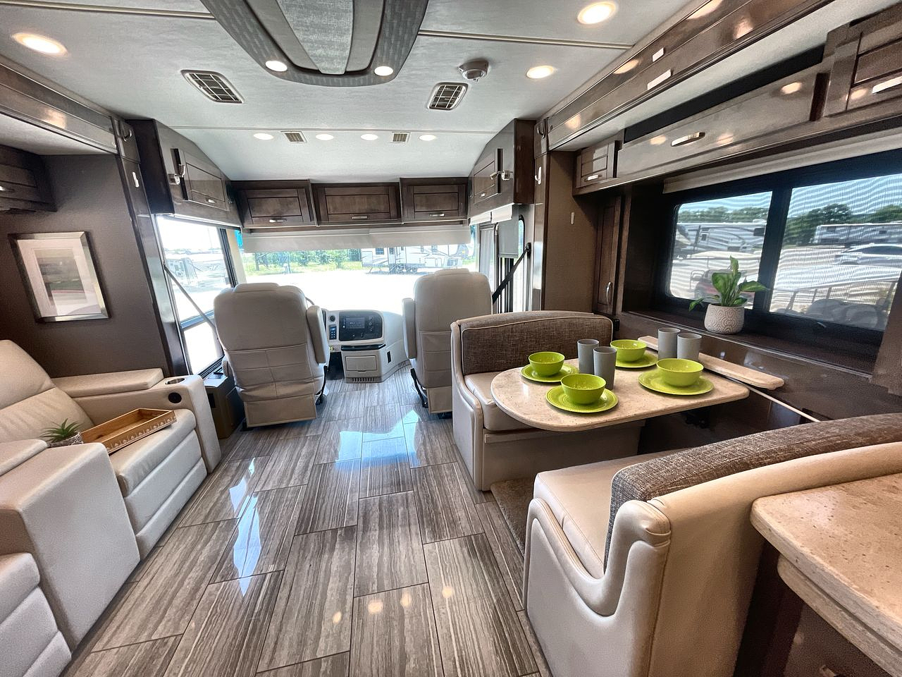 2021 JAYCO EMBARK 37K