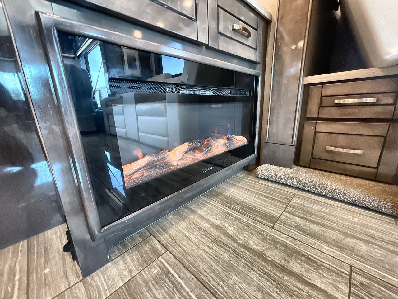 2021 JAYCO EMBARK 37K