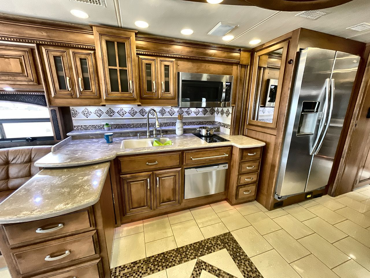 2013 ENTEGRA ANTHEM 44DLQ