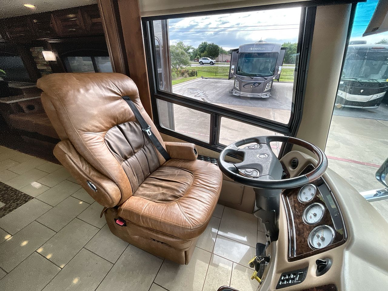 2013 ENTEGRA ANTHEM 44DLQ