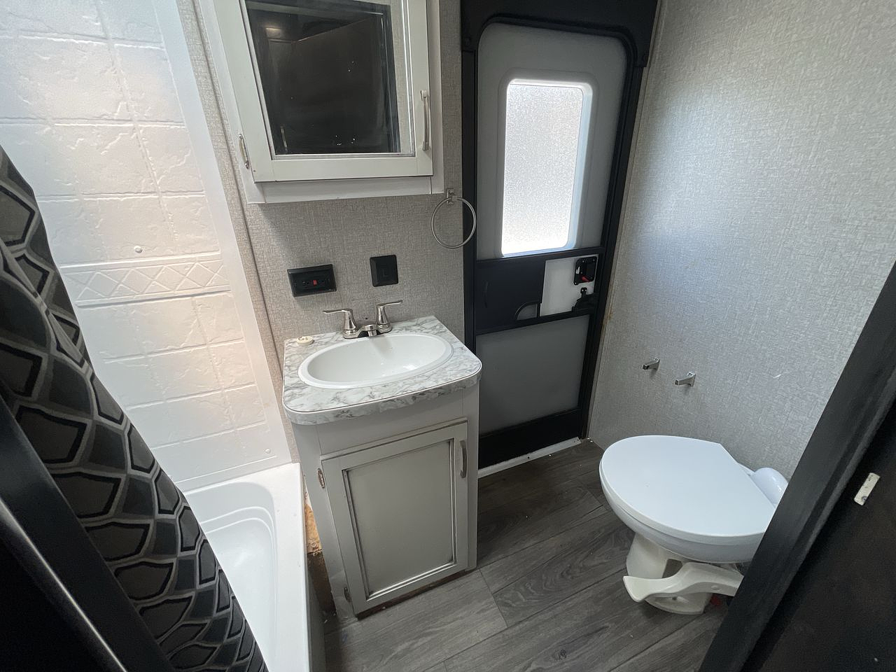 2021 JAYCO JAY FLIGHT 32BHDS